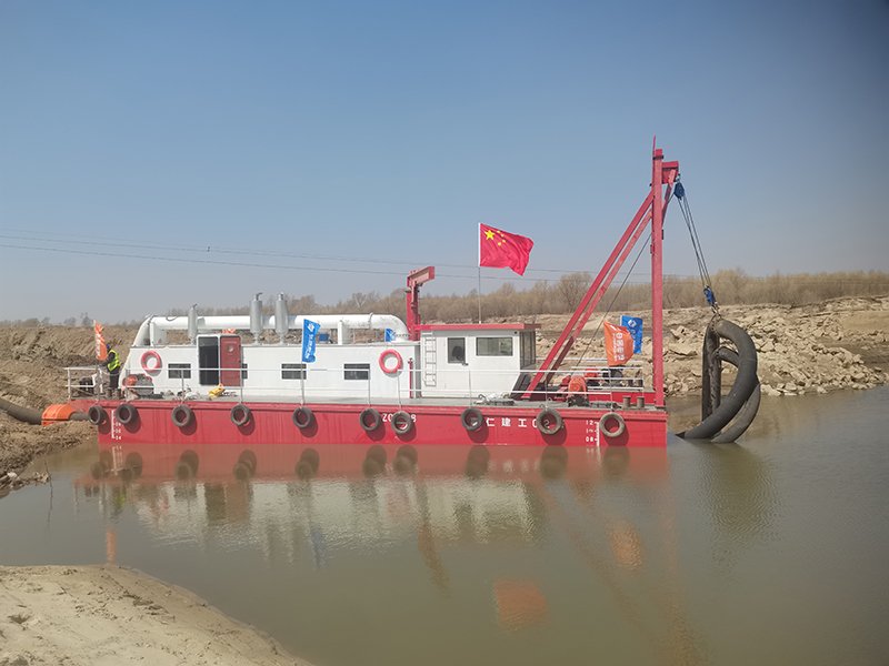 抽沙船