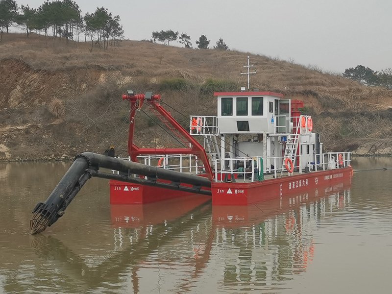 抽沙船
